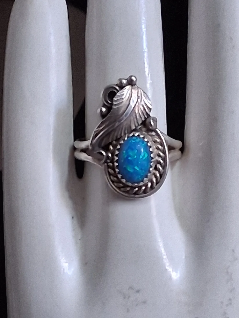 925 Sterling Silver beautiful vintage